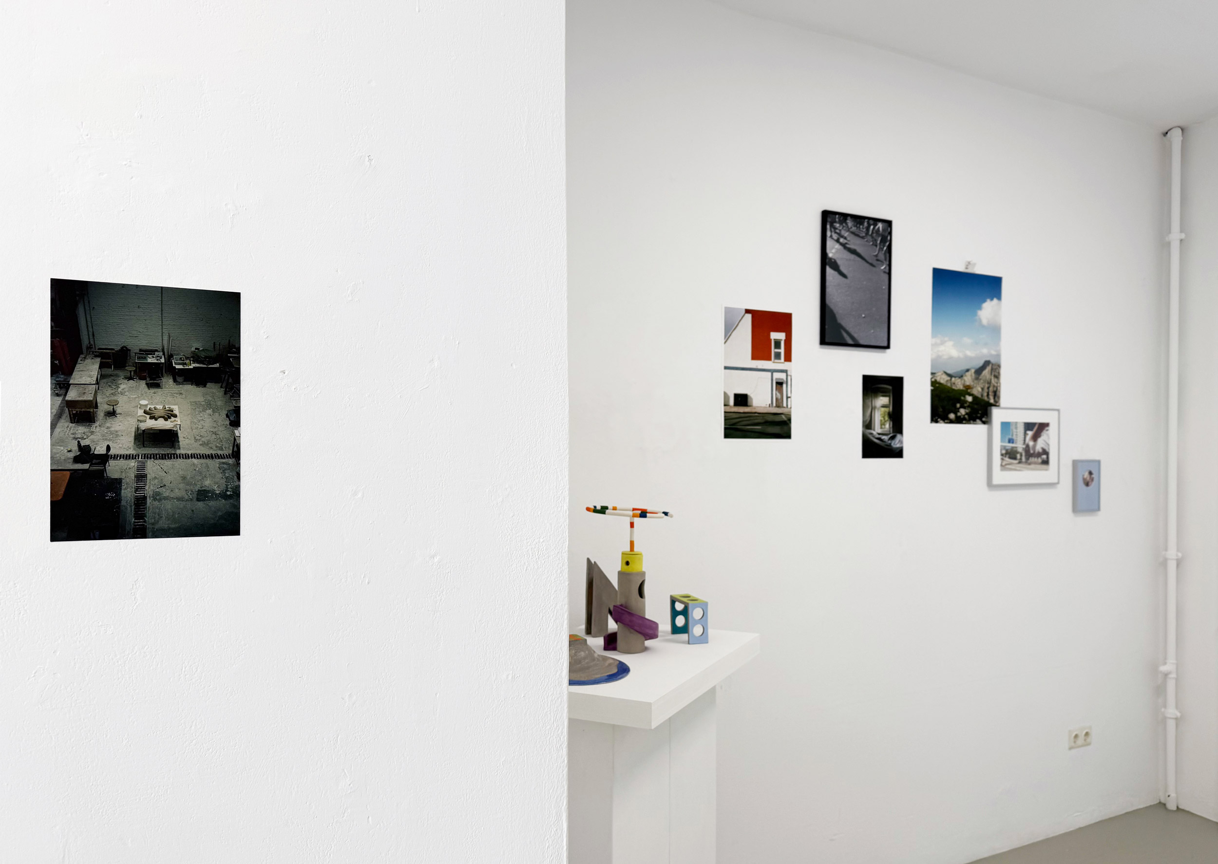 RoxyLeeYY-installation-view-The-Stages-of-Finding-4